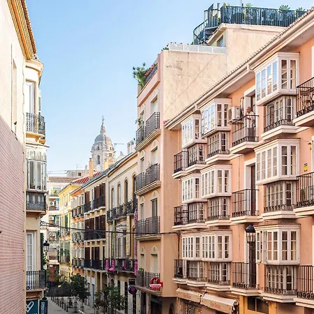 U-nique Nosquera Malaga